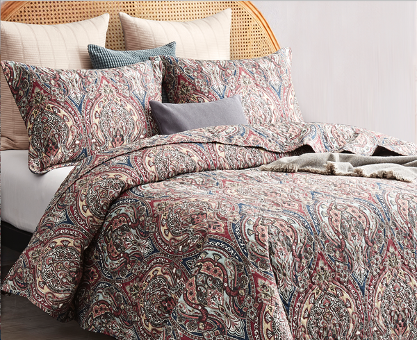 Patchwork butterfly floral quilted coverlet/bedspread set