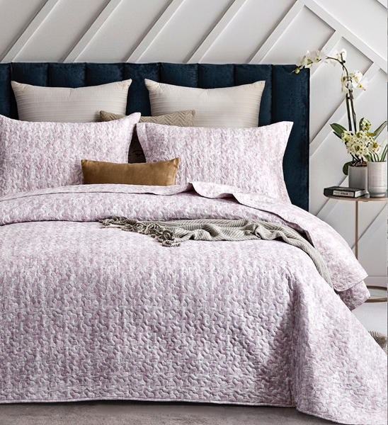 Purple invisible floral  quilted coverlet/bedspread set