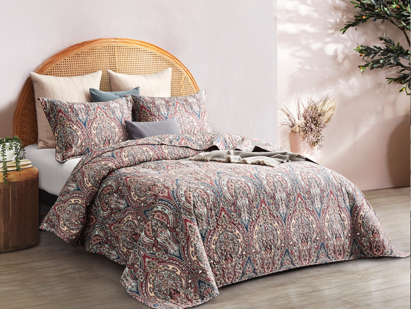 Patchwork butterfly floral quilted coverlet/bedspread set